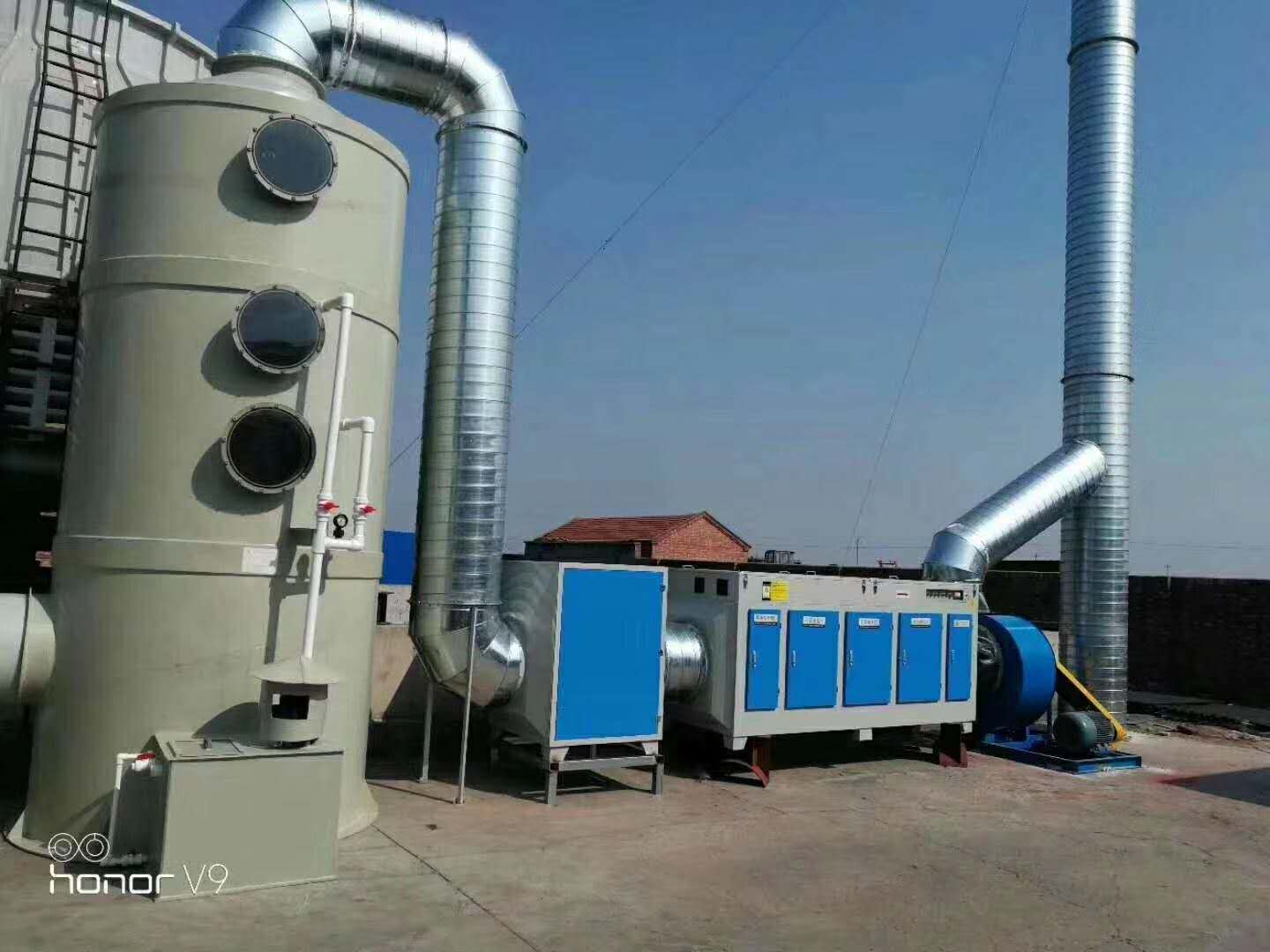 噴淋塔光氧催化設備安裝圖